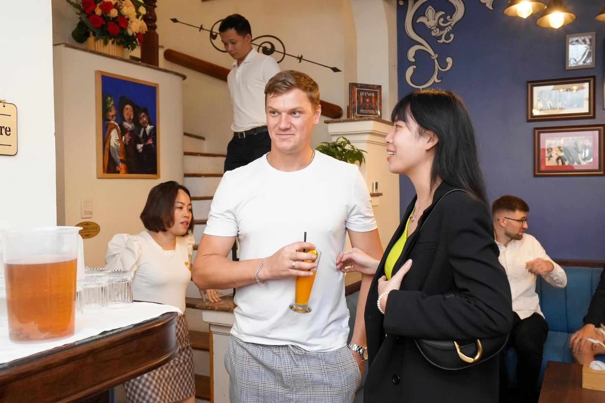 Musketeers Guest House 河内 外观 照片